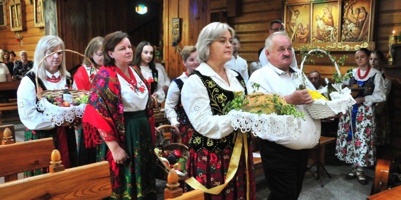 Gliśnianie dziękowali za plony ziemi