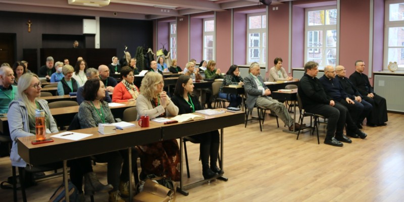 Zapisz się do Szkoły Biblijnej w Stadnikach