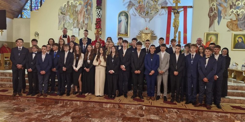 Młodzież otwarta na działanie Ducha Świętego