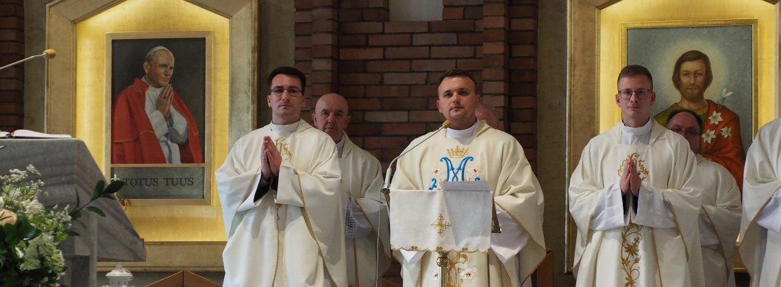 Sercańscy neoprezbiterzy w Sosnowcu