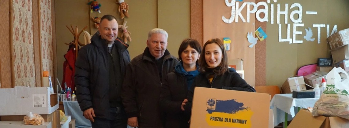 Sercanie pomagają Ukrainie