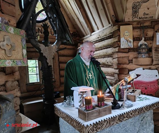 kaplica Królowej Gór 05b.jpg