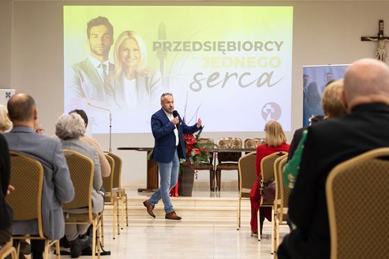 XXII Pielgrzymka -Duszpasterstwa TALENT-do Łagiewnik, 7.12.2025 r. foto. Anna Gomółka-59.jpg