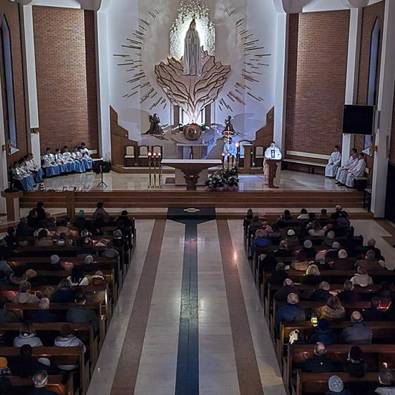 roraty MB Fatimska 01.jpg